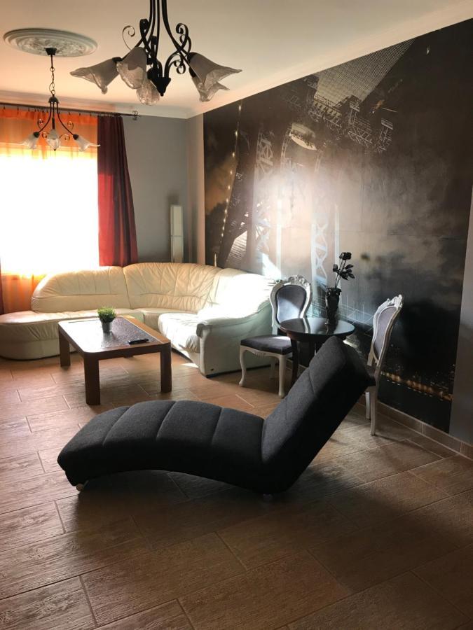 Eden Apartman Appartement Algyo Buitenkant foto