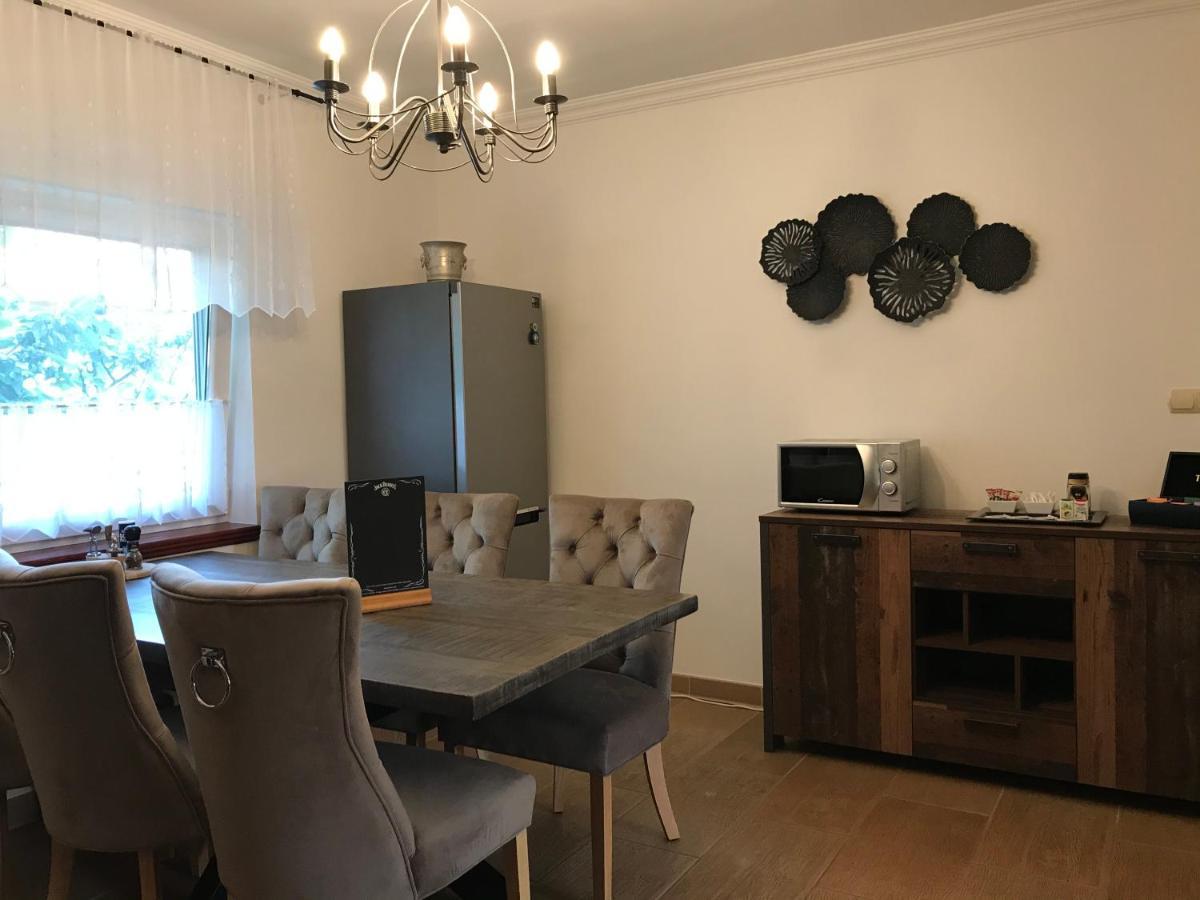 Eden Apartman Appartement Algyo Buitenkant foto