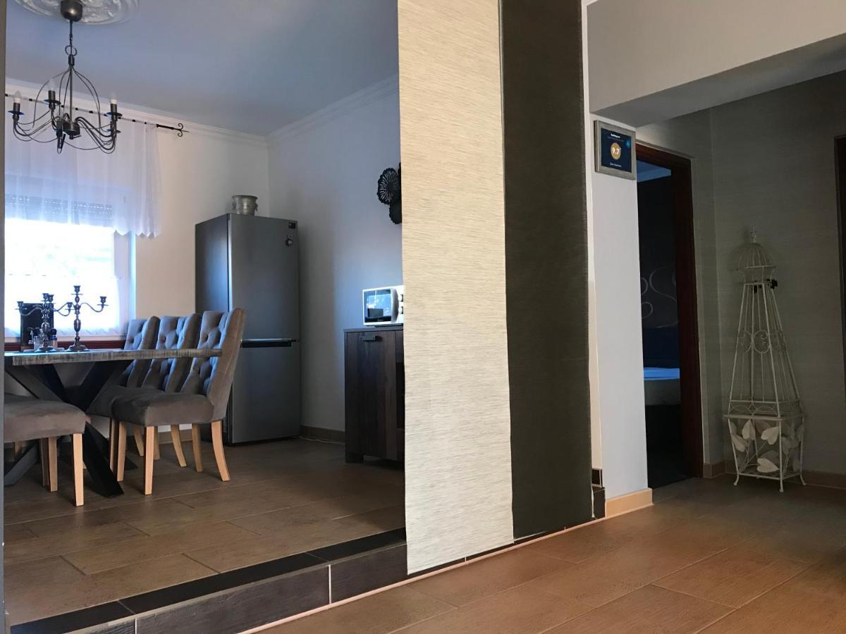 Eden Apartman Appartement Algyo Buitenkant foto