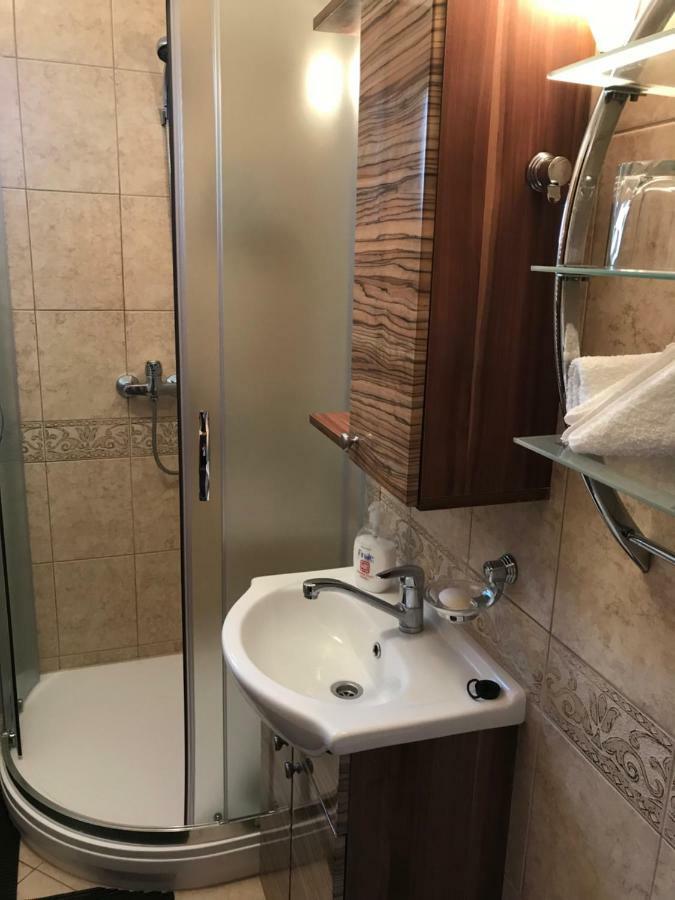 Eden Apartman Algyo Buitenkant foto